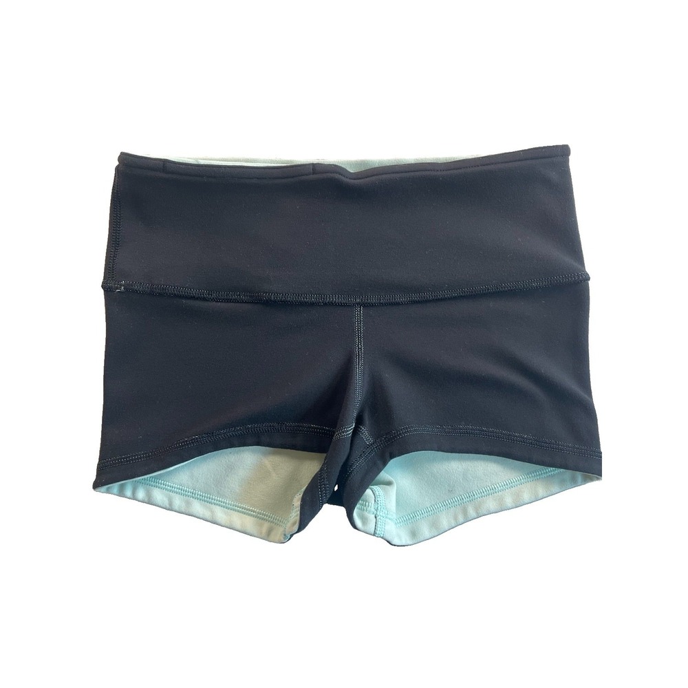 Lululemon Women's Reversible Booty Shorts Size 2 Black And Light Blue
